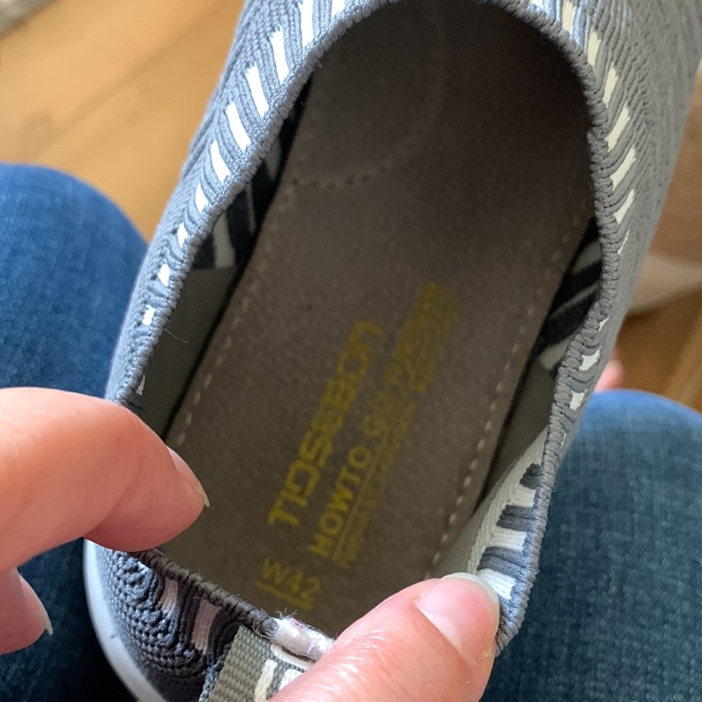 Tiosebon Women's Slip-on Walking Shoes - Picture 6 of 6